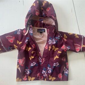 Patagonia Toddler Rain Jacket Size 12-18 months excellent condition